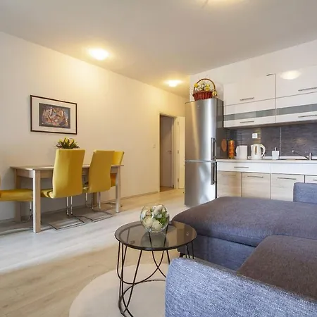 Seka Apartment Njivice